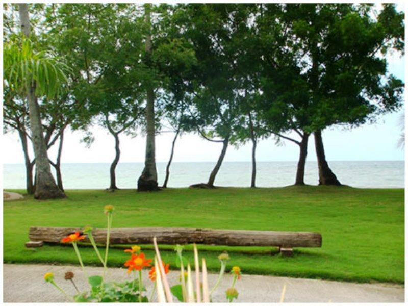 Durhan White Beach Resort Tabuelan Exterior foto